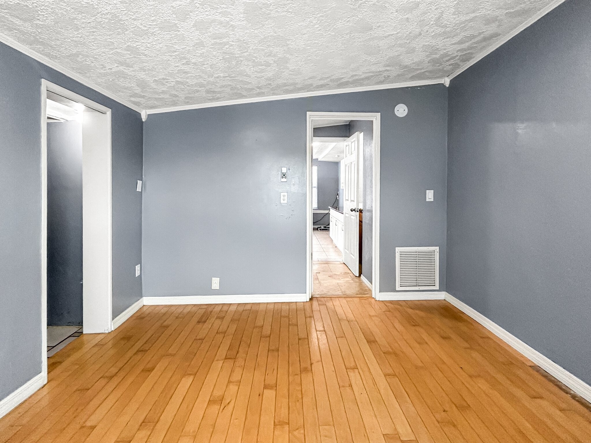 Building Photo - 3675 Prudence Dr