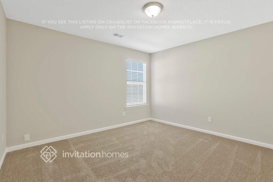 Building Photo - 3146 Imperial Cir SW