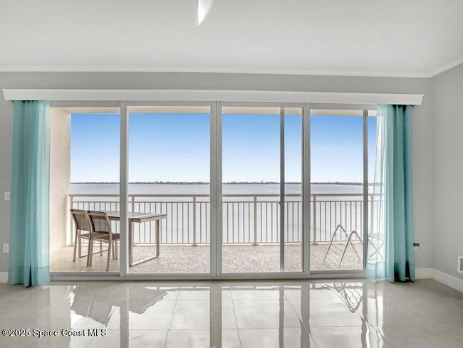 Building Photo - 1435 S Harbor City Blvd