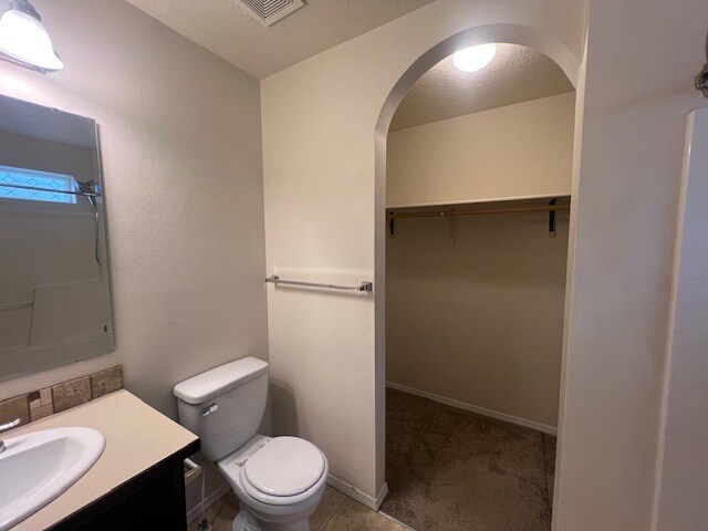 Building Photo - 3 Bed 2 Bath House in Nampa!