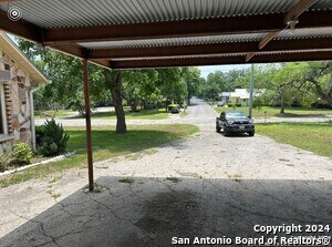 Building Photo - 816 S Austin St
