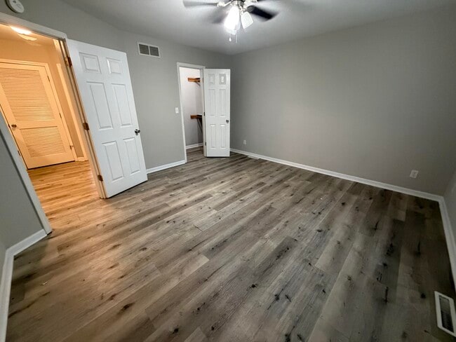 Building Photo - 5308 Godas Cir