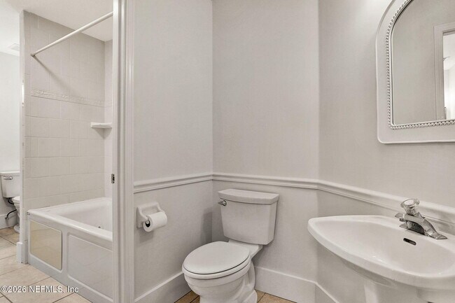 Building Photo - 38 Loggerhead Ln