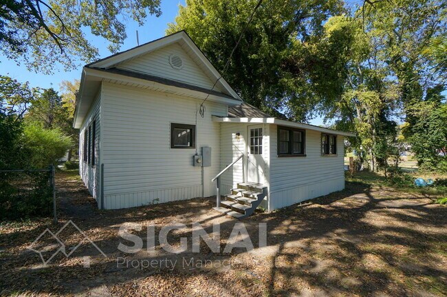 Building Photo - 2915 Z Ave