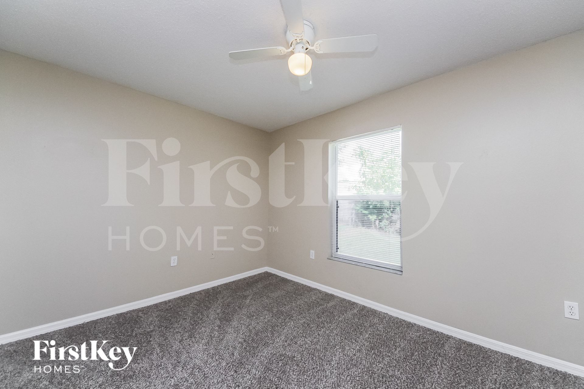 Building Photo - 917 Delano Ct