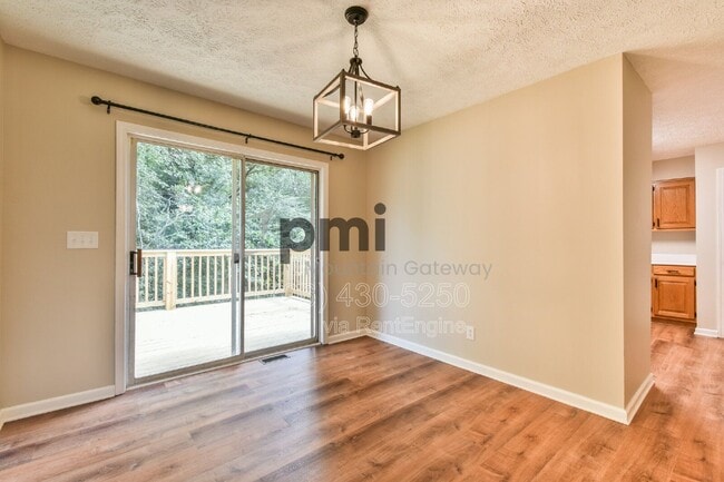 Building Photo - 138 Sunset Oaks Dr