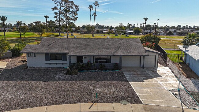 Building Photo - 11417 N Hacienda Dr