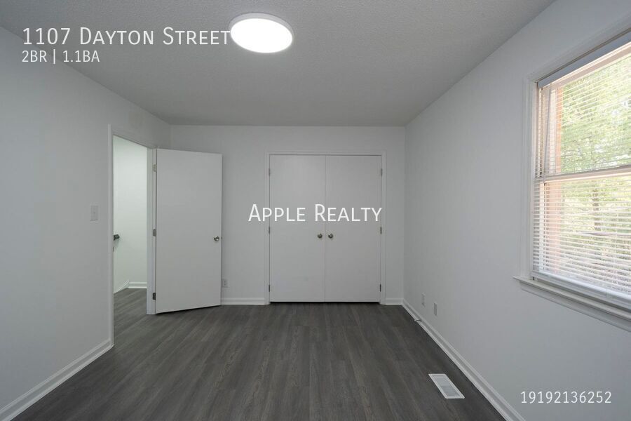 Building Photo - 1107 Dayton St