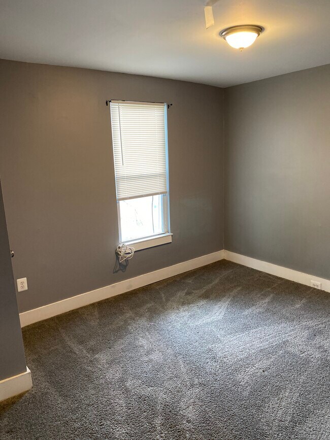 Building Photo - 2652 Harlem Ave
