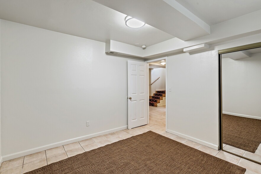 Lower Bedroom - 1521 E Spruce St