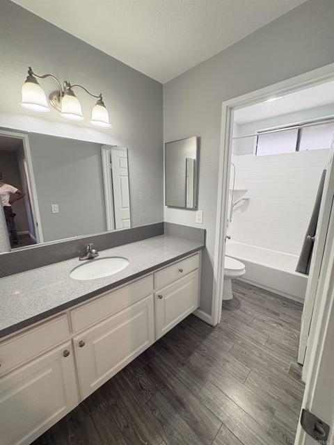 Building Photo - 955 Postal Way