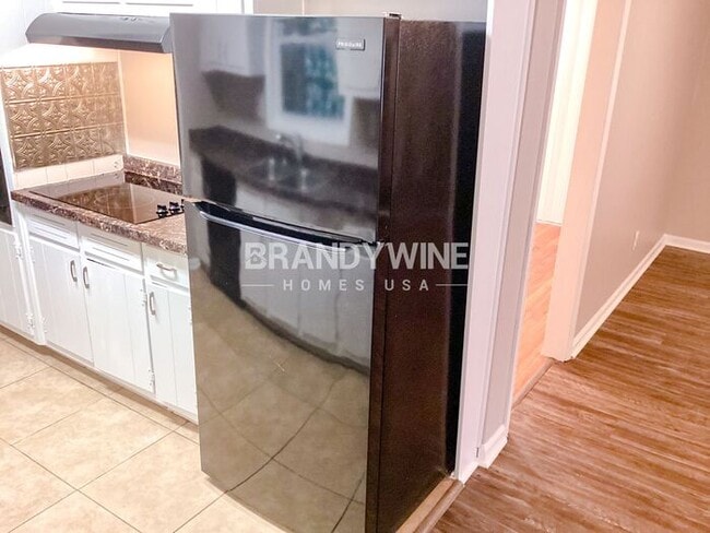 Building Photo - MOVE IN BY JUNE 23rd AND RECEIVE HALF  OFF...