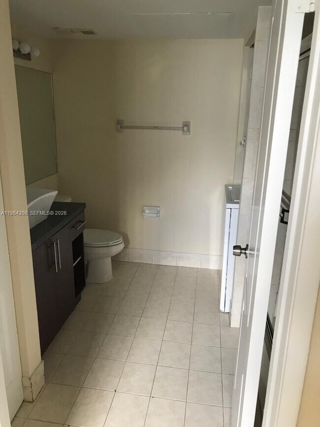 Building Photo - 4772 NW 97th Pl