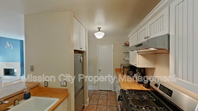 Building Photo - 3558 Modoc Rd