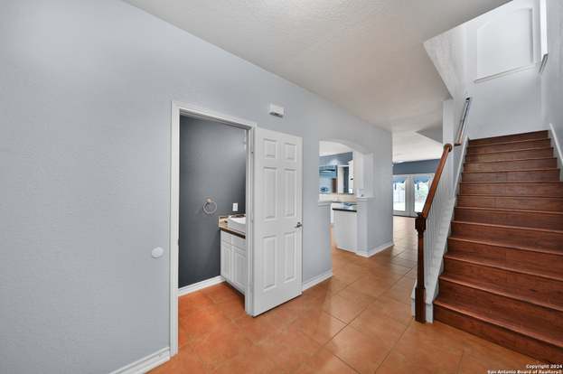 Building Photo - 4707 Shavano Ct