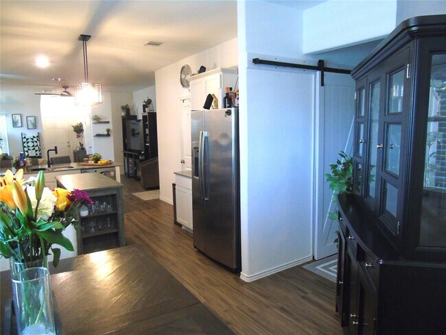 Building Photo - 308 Majestic Cedar Ct