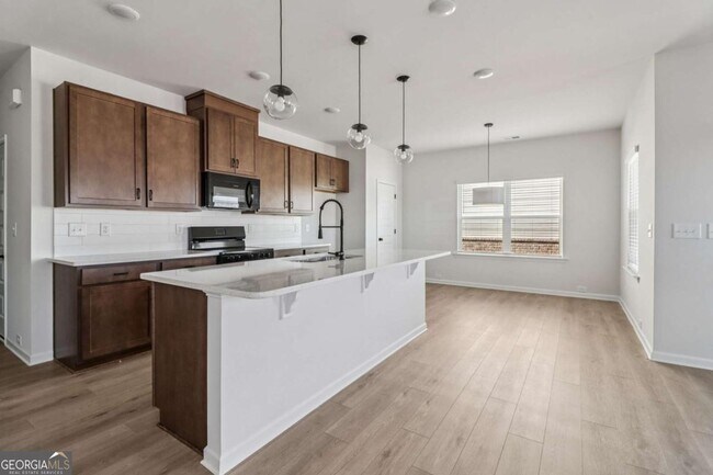 Building Photo - 708 Shetland Trl