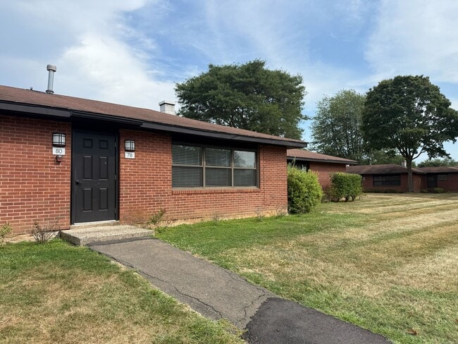 Primary Photo - 78 Montoya Cir