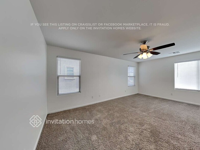 Building Photo - 1373 S Ponderosa Dr