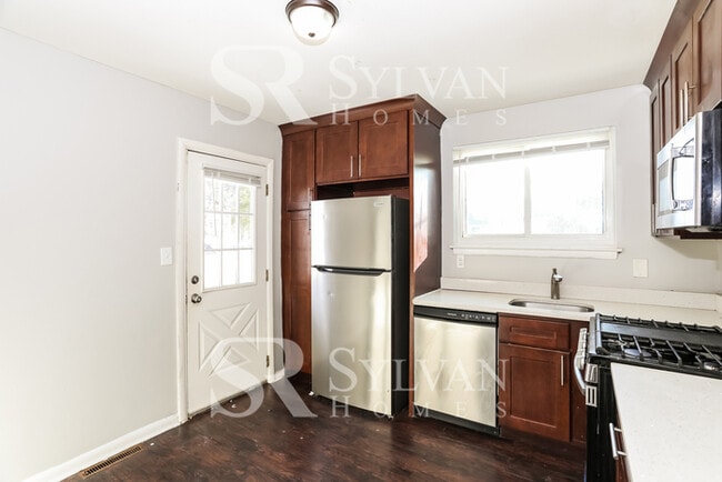 Building Photo - Living where You Love is Good for your Heart!