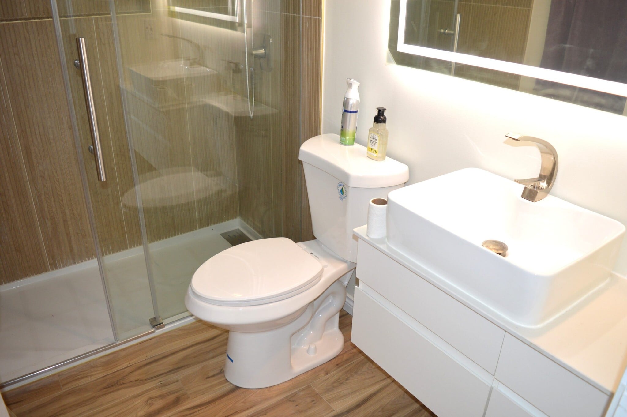 Building Photo - 328 N Allen St