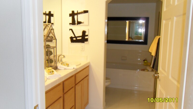 Building Photo - 8700 Glenoaks Blvd