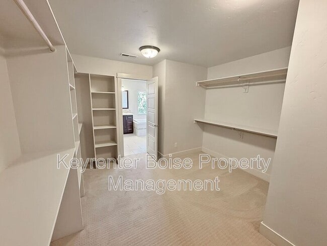 Building Photo - 2784 S Trailwood Way