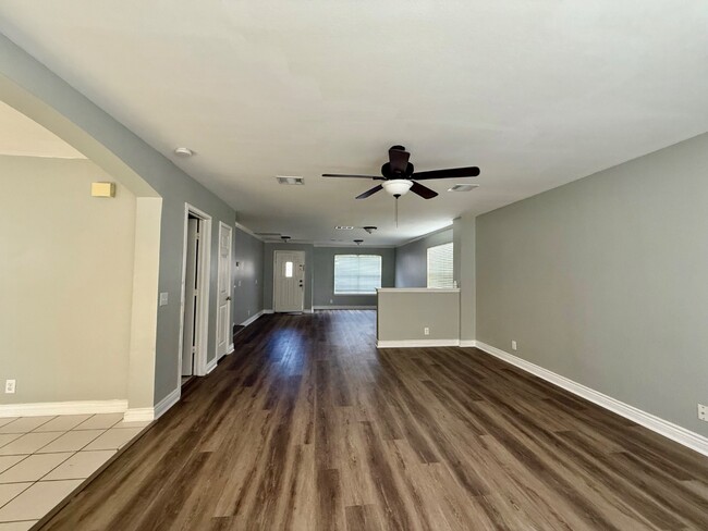 Building Photo - 9526 Vallecito Mesa