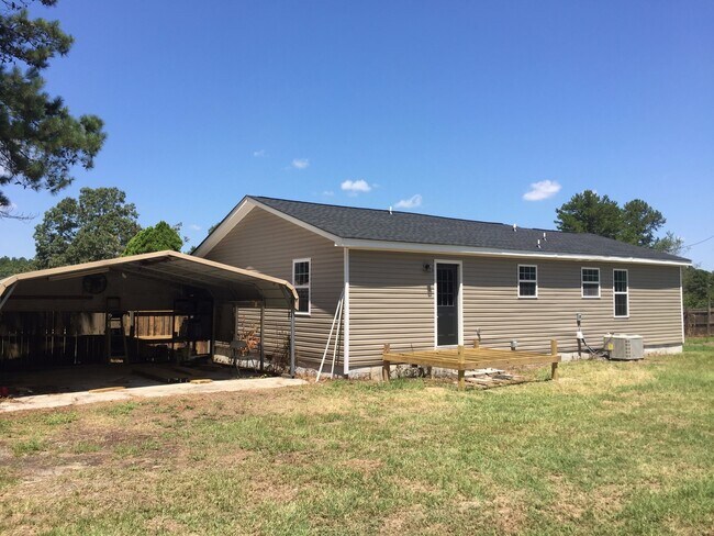 Building Photo - 1359 Newmantown Rd
