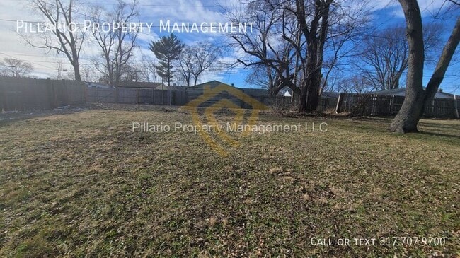 Building Photo - 2832 Manlove Ave