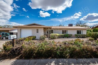 Building Photo - MOVE IN SPECIAL, $675 OFF FIRST MONTH