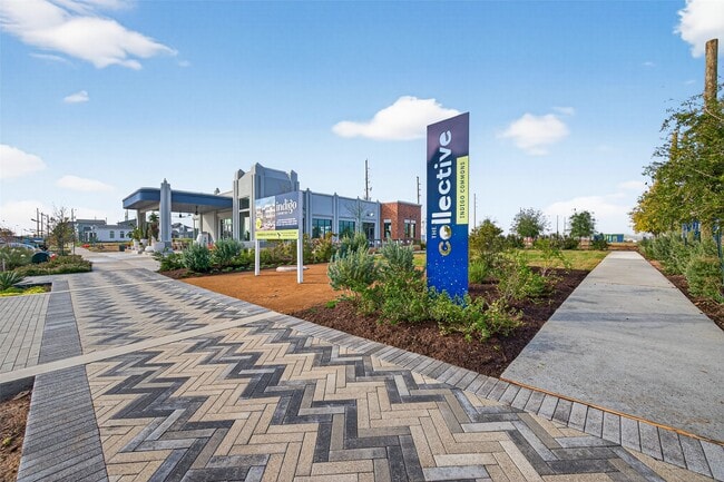 Building Photo - 1213 Mercantile St