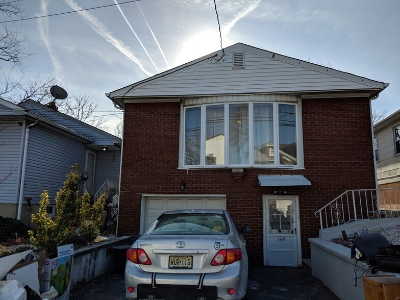 Building Photo - 153 Weigands Ln