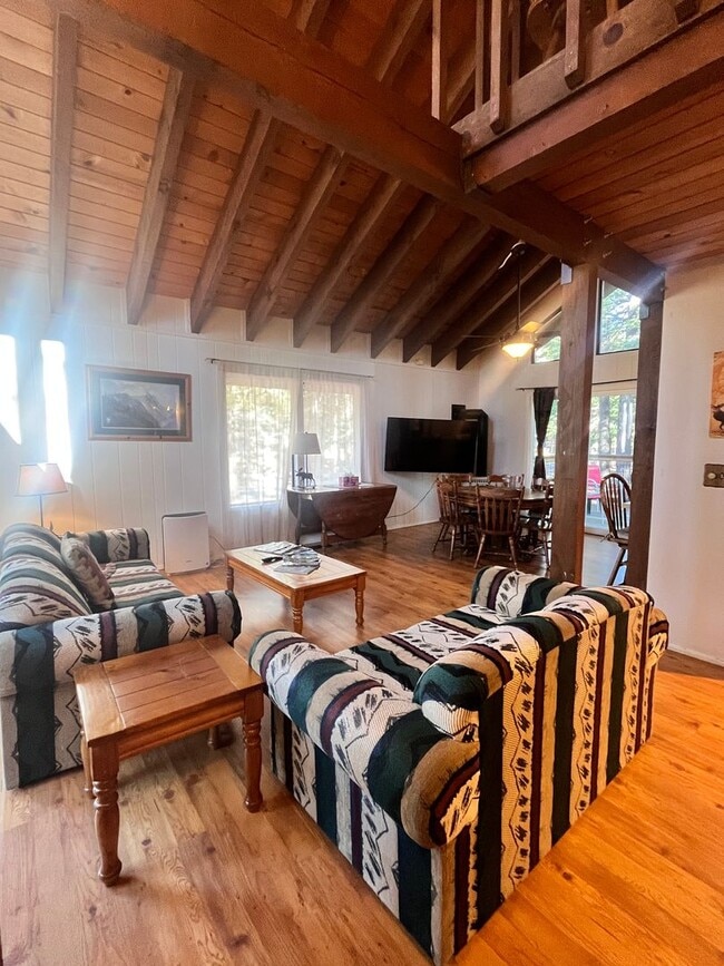 Building Photo - Tahoe Donner