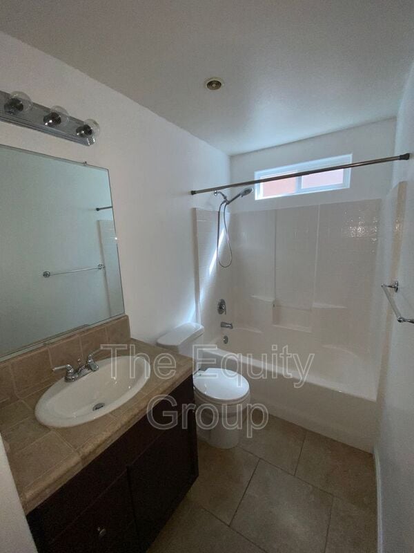 Building Photo - 1826 W Van Gogh