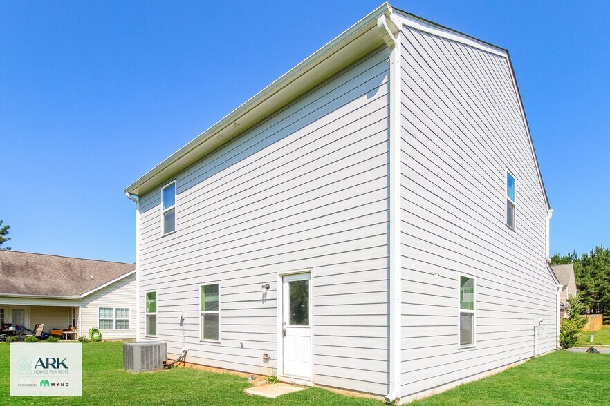Building Photo - 772 Fitzroy Dr