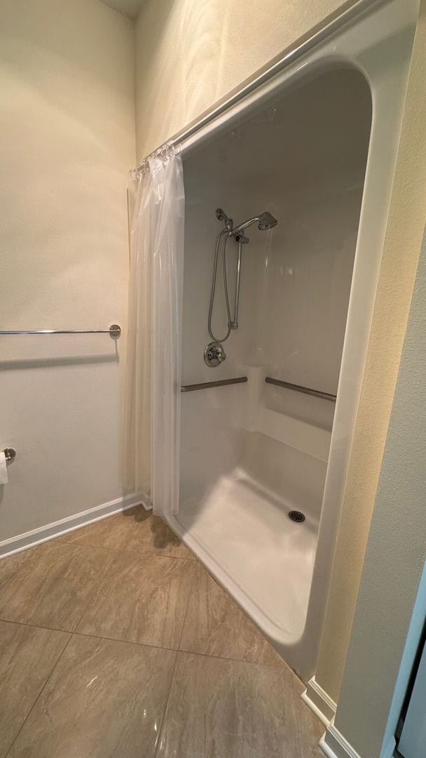 Building Photo - 2bd/2ba Kirkland Condo