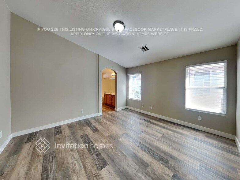 Building Photo - 426 Waterbrook Dr