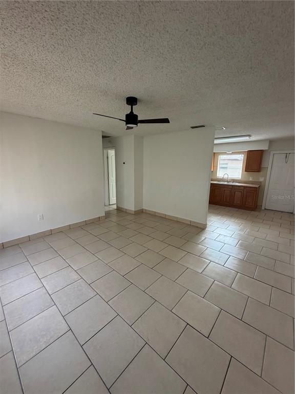 Building Photo - 2461 Chestnut Woods Dr