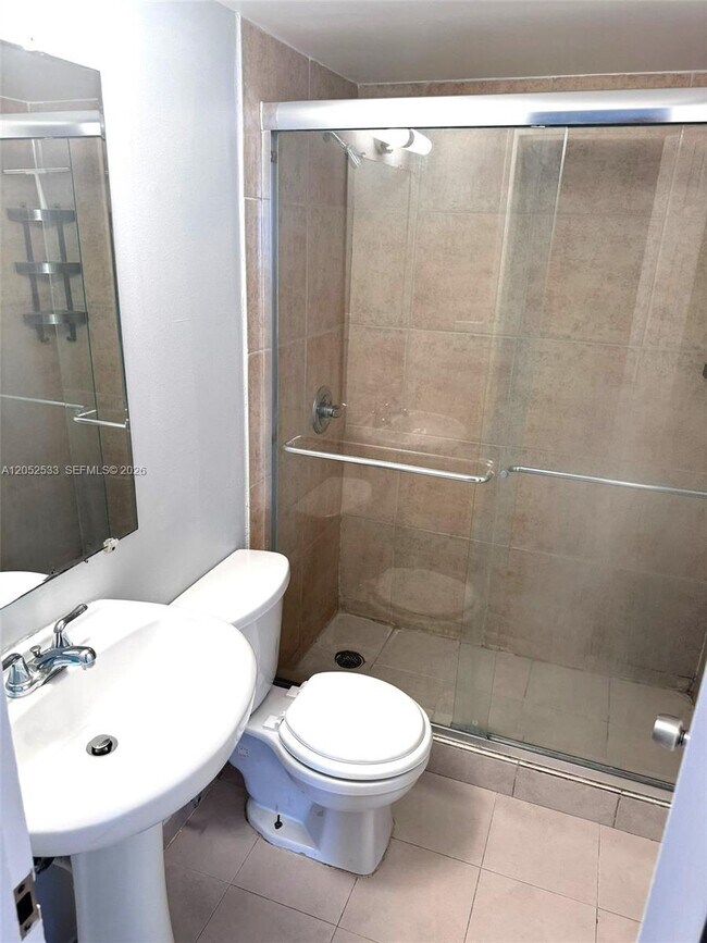 Building Photo - 7545 E Treasure Dr