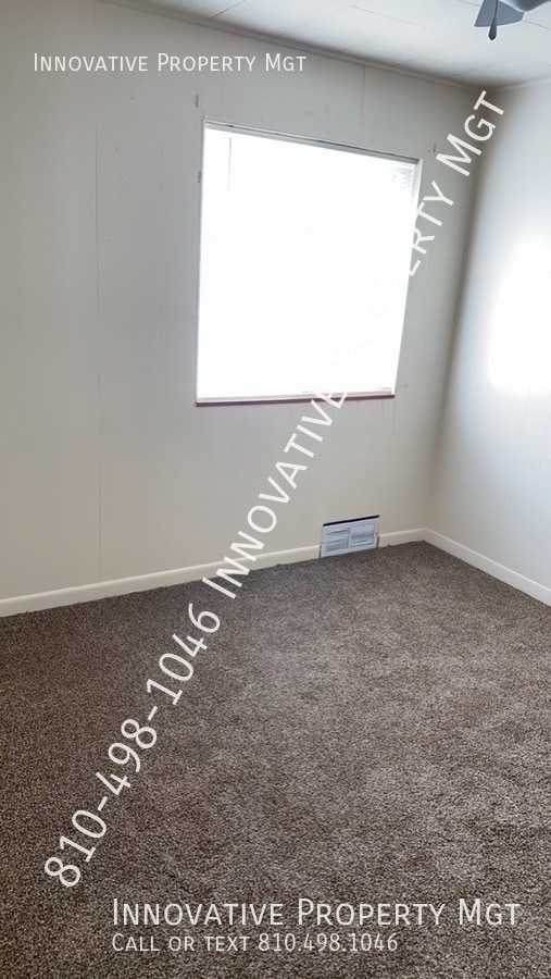 Building Photo - 2106 E Bristol Rd