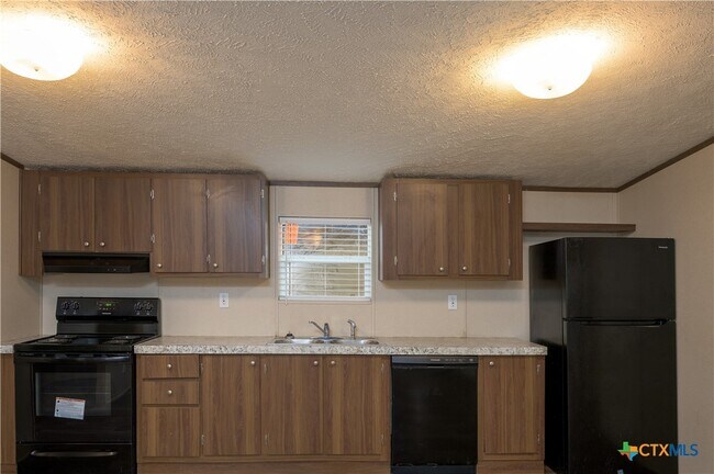 Building Photo - 910 Ashwood Dr