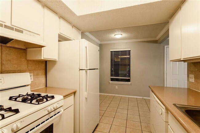 Building Photo - 11519 Pecan Creek Pkwy