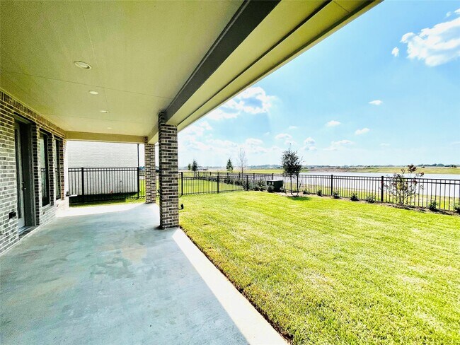 Building Photo - 596 Santa Rosa Hls Dr