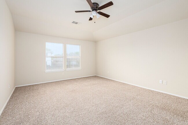 Building Photo - 2119 Oleander Way