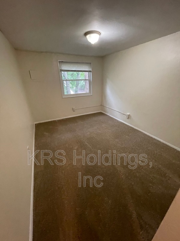 Building Photo - 6529 Pasteur Ct
