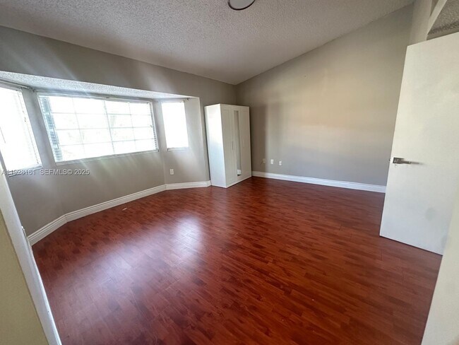 Building Photo - 14345 SW 57th Ln