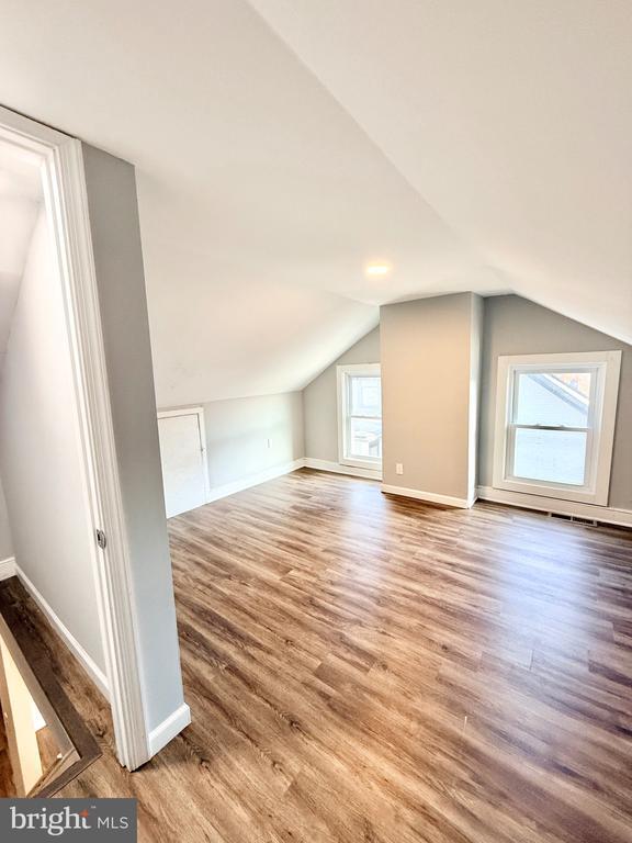 Building Photo - 307 Washington St