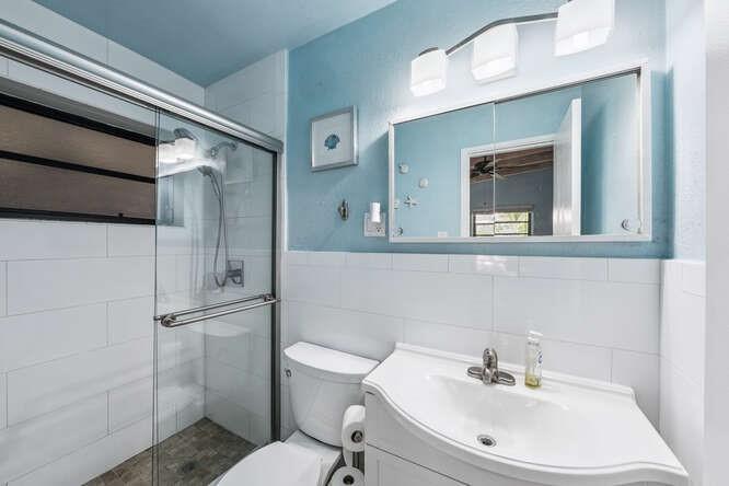 Building Photo - 3309 SW 16th St