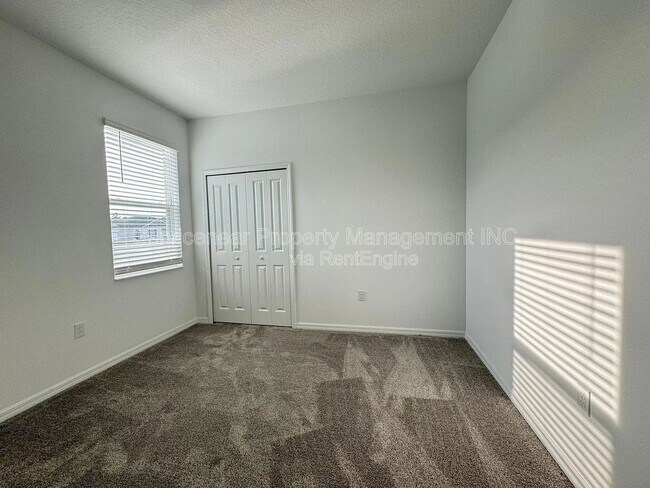 Building Photo - 5298 Diamondleaf Dr